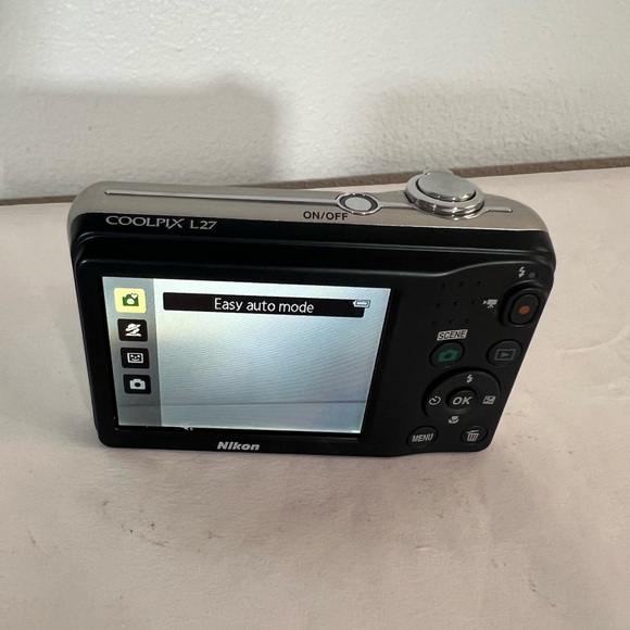 Nikon COOLPIX Silver Digital Camera L27 - Picture 2 of 4